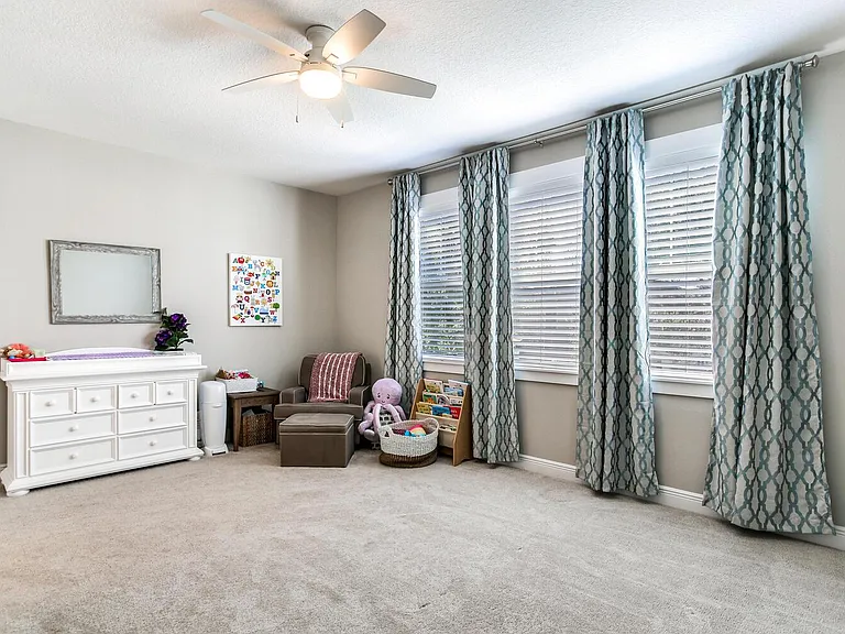 3423 W San Pedro St — Photo 10
