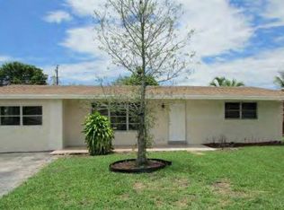 7953 Ramona St, Hollywood, FL 33023