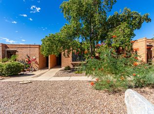 1721 W Dalehaven Cir, Tucson, AZ 85704