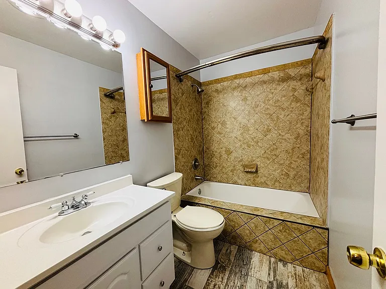 1105 Robin Rd — Photo 16