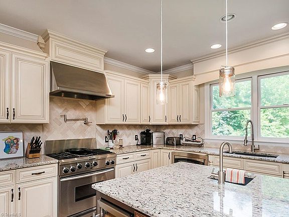 4th image of 3006 Eagle Nest Ct