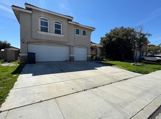 28371 Red Apple Rd, Menifee, CA 92585
