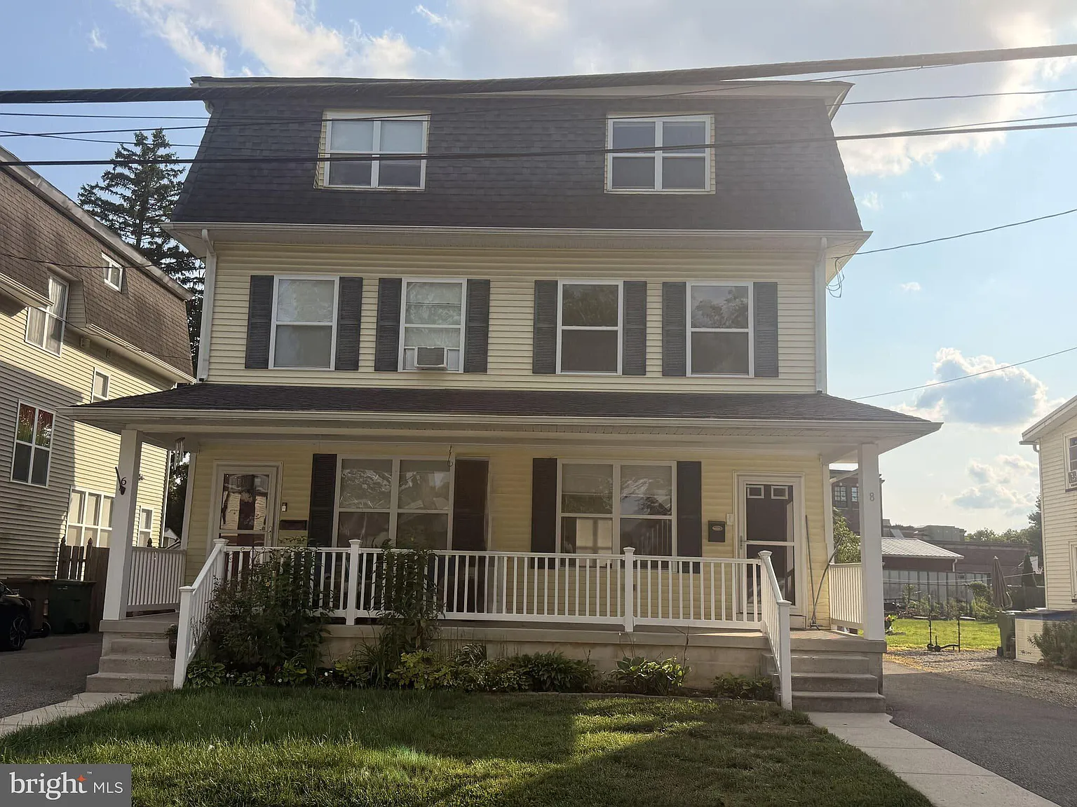 3 bed, 2.5 bath, 2016 sqft, $2,900 — Photo 2