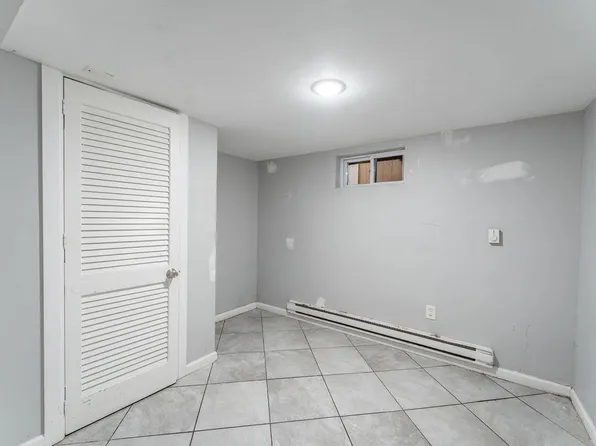 35 Lexington Avenue image 20 of 30