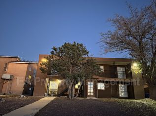 1212 Chelwood Park Blvd NE #2, Albuquerque, NM 87112