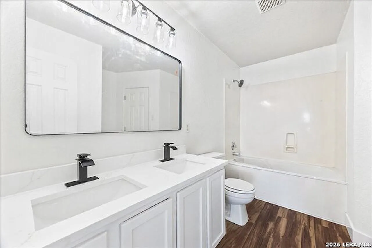 6718 Loma Vino - 1 — Photo 4