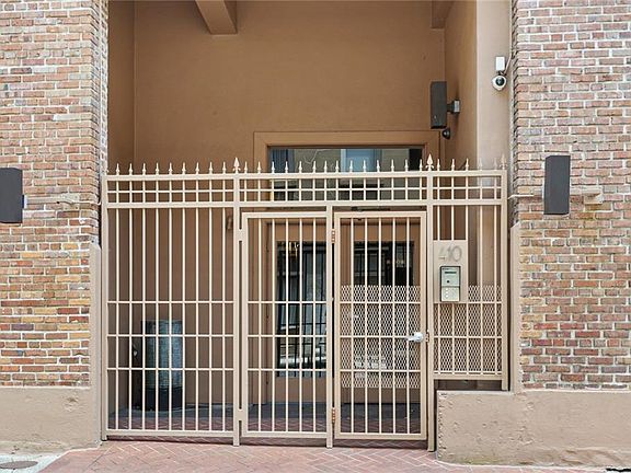 2nd image of 410 Natchez St APT 10