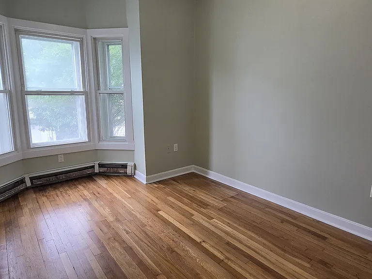 311 Saratoga St #2 — Photo 8