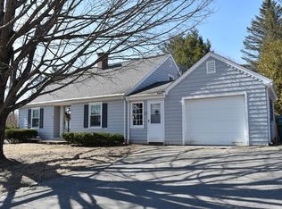 30 Maple Ave, Rutland, MA 01543