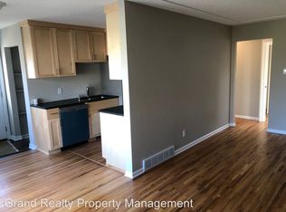 2507 Edgcumbe Rd, Saint Paul, MN 55116