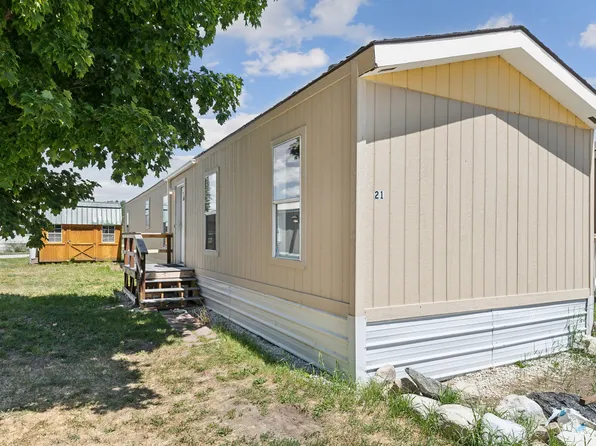 643 Grantsdale Rd Trailer 21, Hamilton, MT 59840