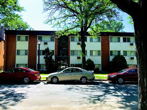 2nd image of 2832 Humboldt Ave S APT 8