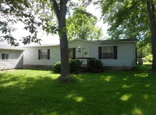 10395 S Pam Dr, Rosedale, IN 47874