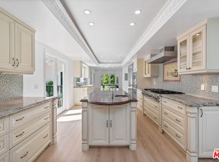 519 N Beverly Dr, Beverly Hills, CA 90210