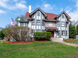 1008 Mississippi Ave, Davenport, IA 52803