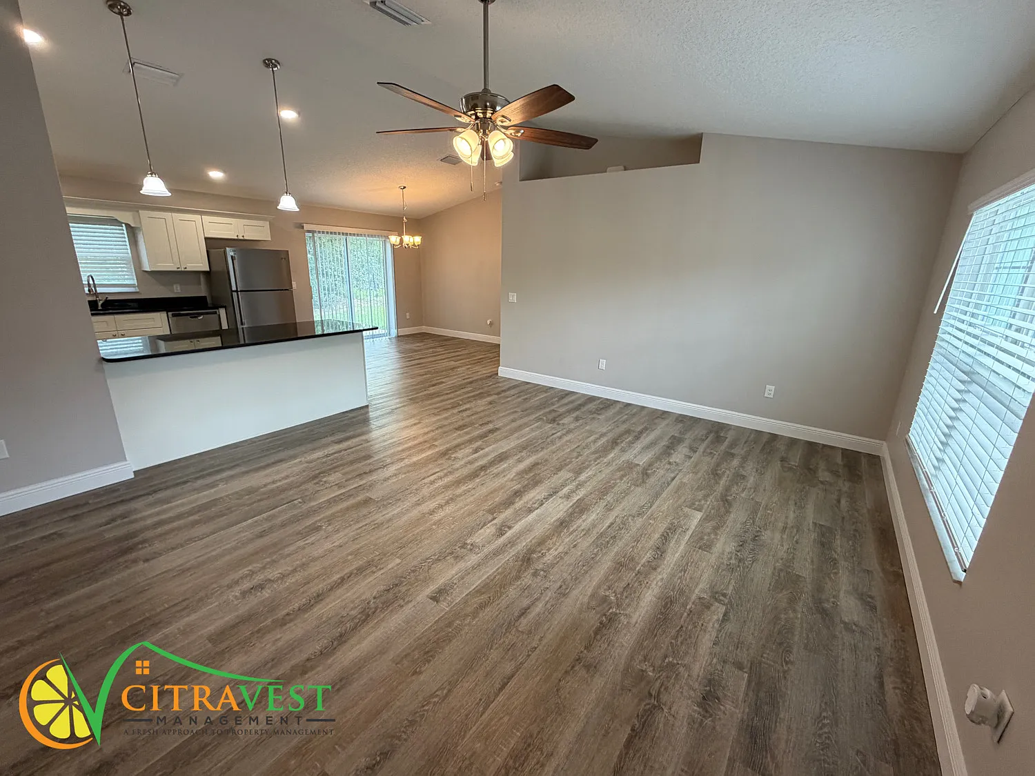 Gorgeous 3 Bedroom Available in Citrus Springs! — Photo 2