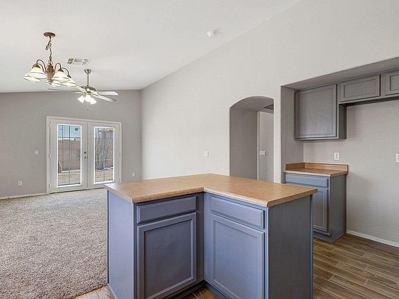 3rd image of 12131 W Dahlia Dr