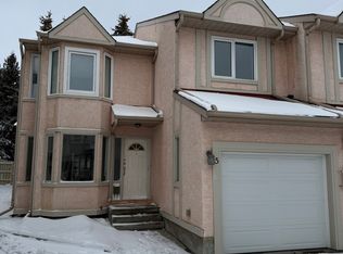 468 W Woodbine Blvd SW #15, Calgary, AB T2W5H7