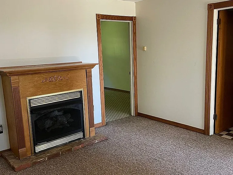 363 Perry Hwy #4 — Photo 9