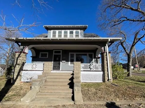 1222 Broadway St, Marysville, KS 66508