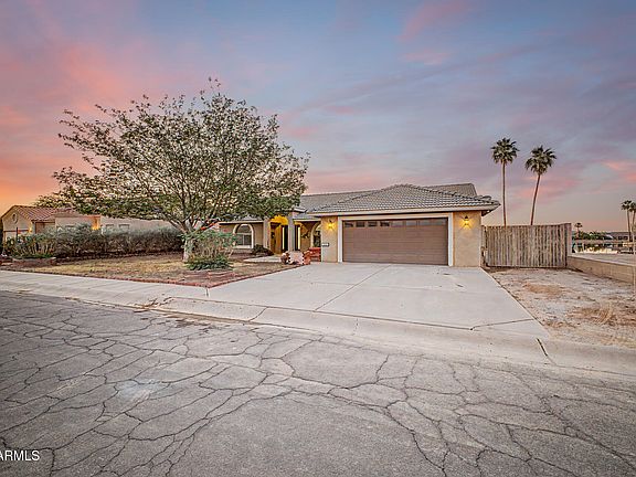 5th image of 10048 W SAN LAZARO Drive