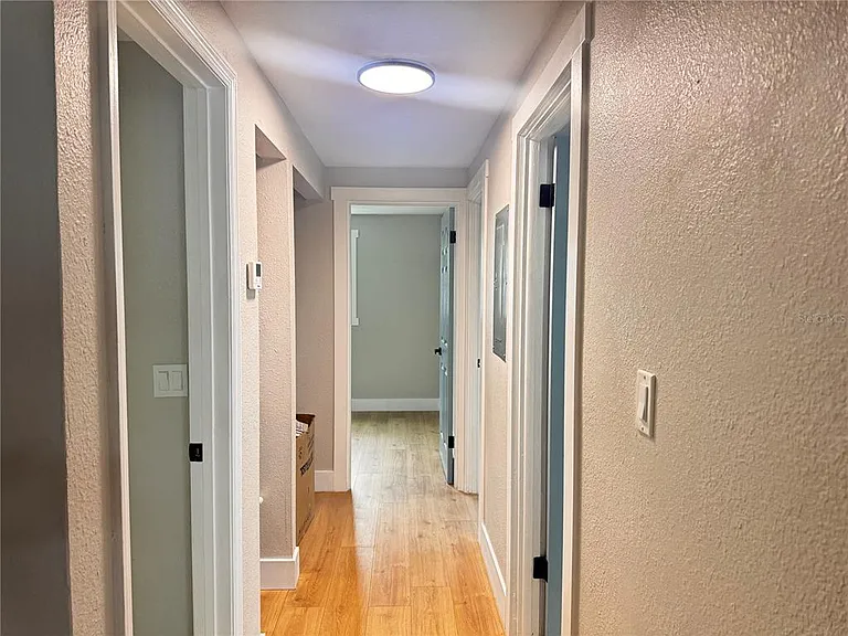 3205 E Shadowlawn Ave — Photo 16