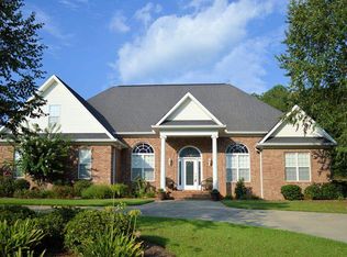 22 Willow Lake Dr, Warner Robins, GA 31093