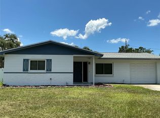 10888 Temple Ave, Seminole, FL 33772