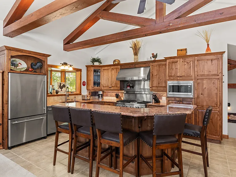 Top Level - Kitchen with Breakfast Bar