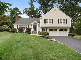 27 Stafford Dr, Madison, NJ 07940