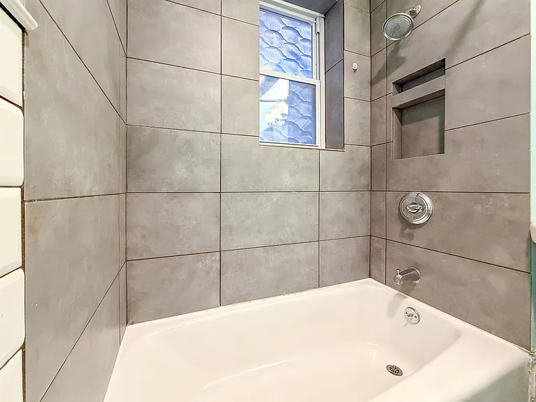 388 Baldwin Ave #2 — Photo 24