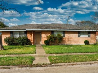 103 Chase Dr, Portland, TX 78374