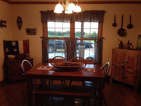 3rd image of 1347 Bladeston Dr