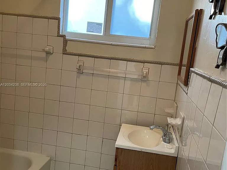 3389 William Ave — Photo 9