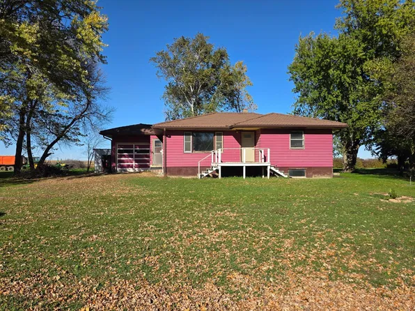 1558 Front St, Verdi, MN 56164