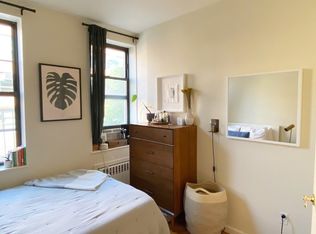 260 N 6th St #3, Brooklyn, NY 11211