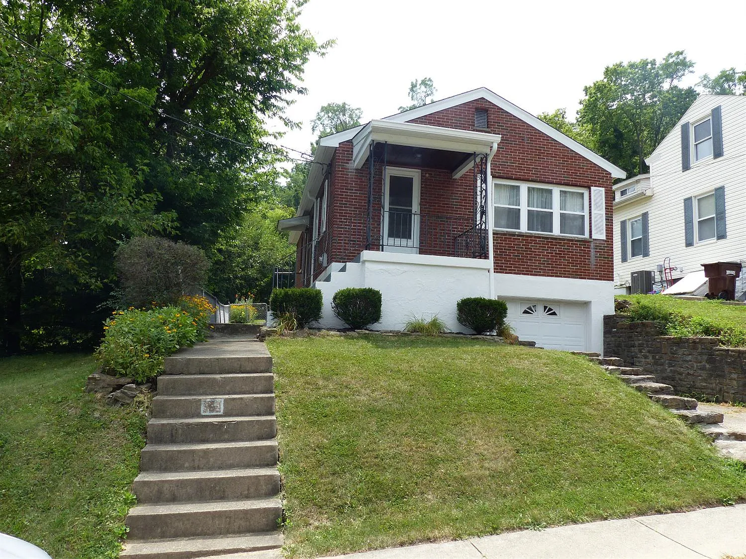 6 21st St photo 1