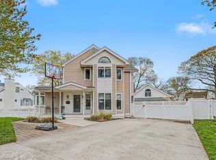 10 Par Dr, Somers Point, NJ 08244