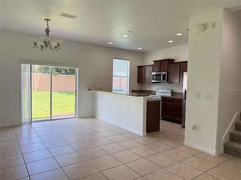 10713 Savannah Landing Cir — Photo 8