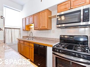 1368 W Evergreen Ave #2REAR, Chicago, IL 60642