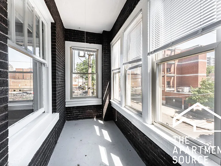 1215 W Rosemont Ave #3 — Photo 9