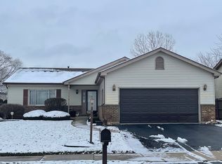 22049 Scott Dr, Richton Park, IL 60471