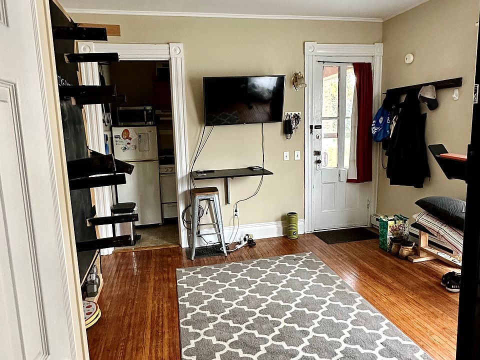 2nd image of 1 Rundel Park Unit 2