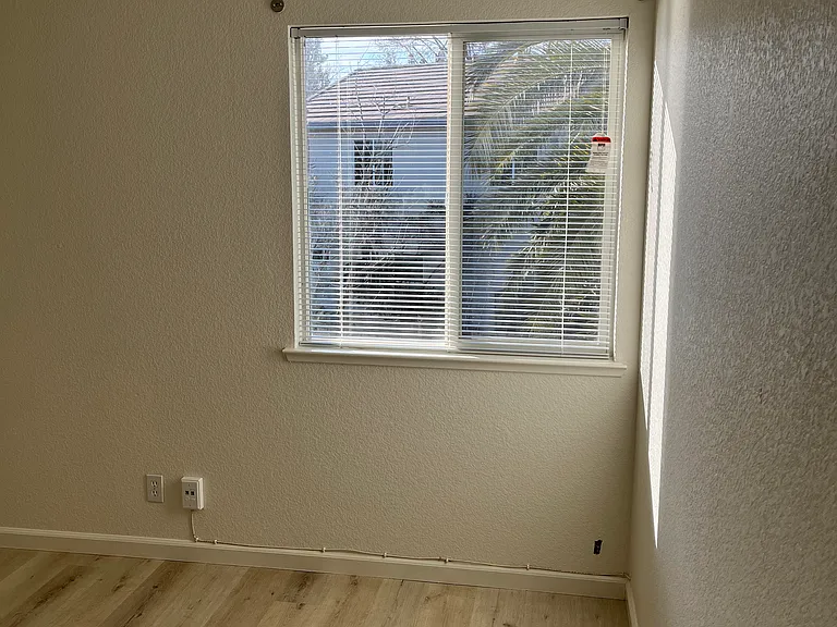 525 Wicklow Dr — Photo 84