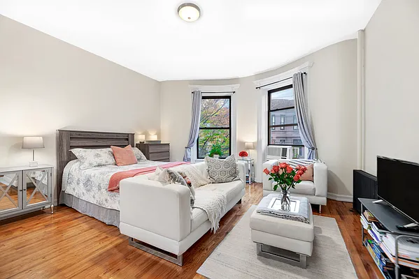 Rented by Douglas Elliman | media 1
