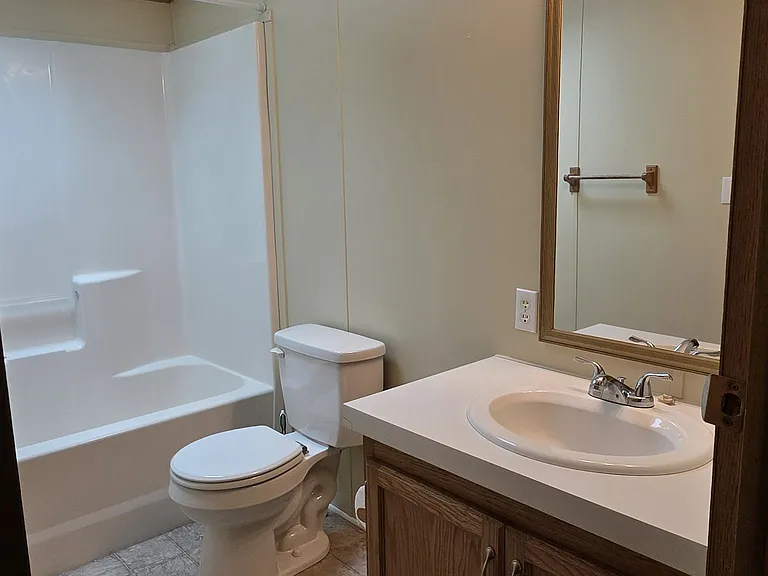 11730 Harp Rd — Photo 23