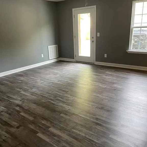 130 Main St S #7 — Photo 3