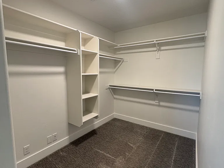 337 W Destiny Way — Photo 5