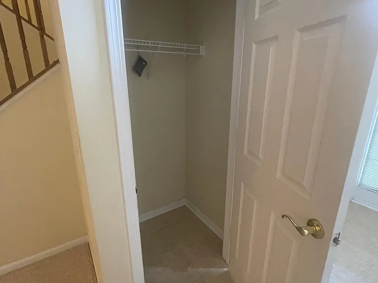 6034 Canterbury Ln #6034 — Photo 29