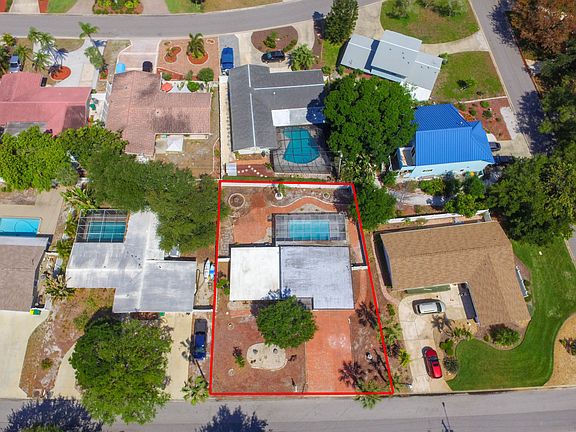 5th image of 2133 Dolphin Blvd S